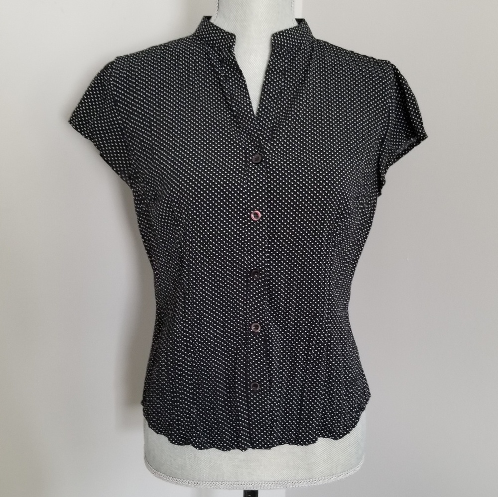 Black w/White Polka Dots. Button up short sleeve